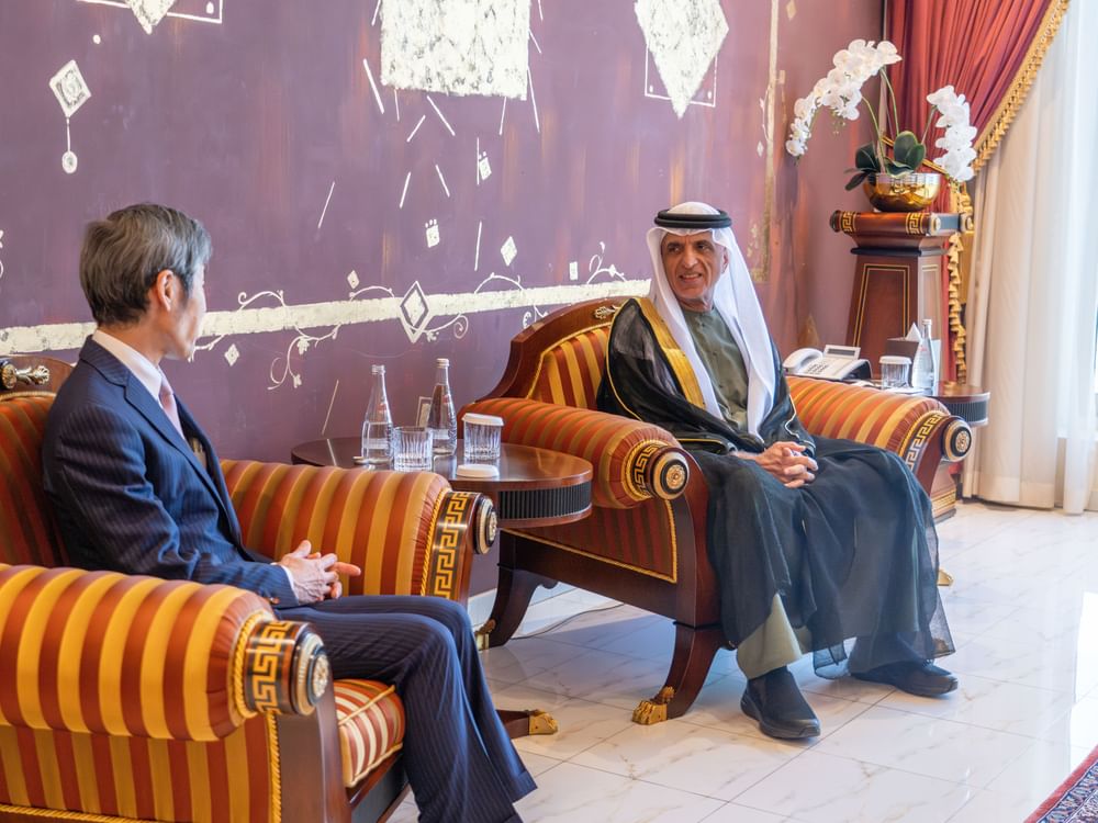 Ruler of Ras Al Khaimah Welcomes New Japanese Ambassador