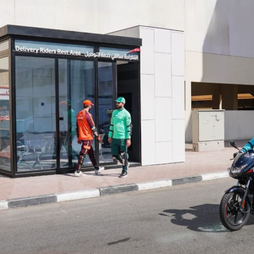 Dubai RTA Completes 40 Air-Conditioned Rest Areas for Delivery Bike Riders