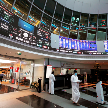 UAE Equity Markets Show Mixed Results Amid US Tariff Concerns