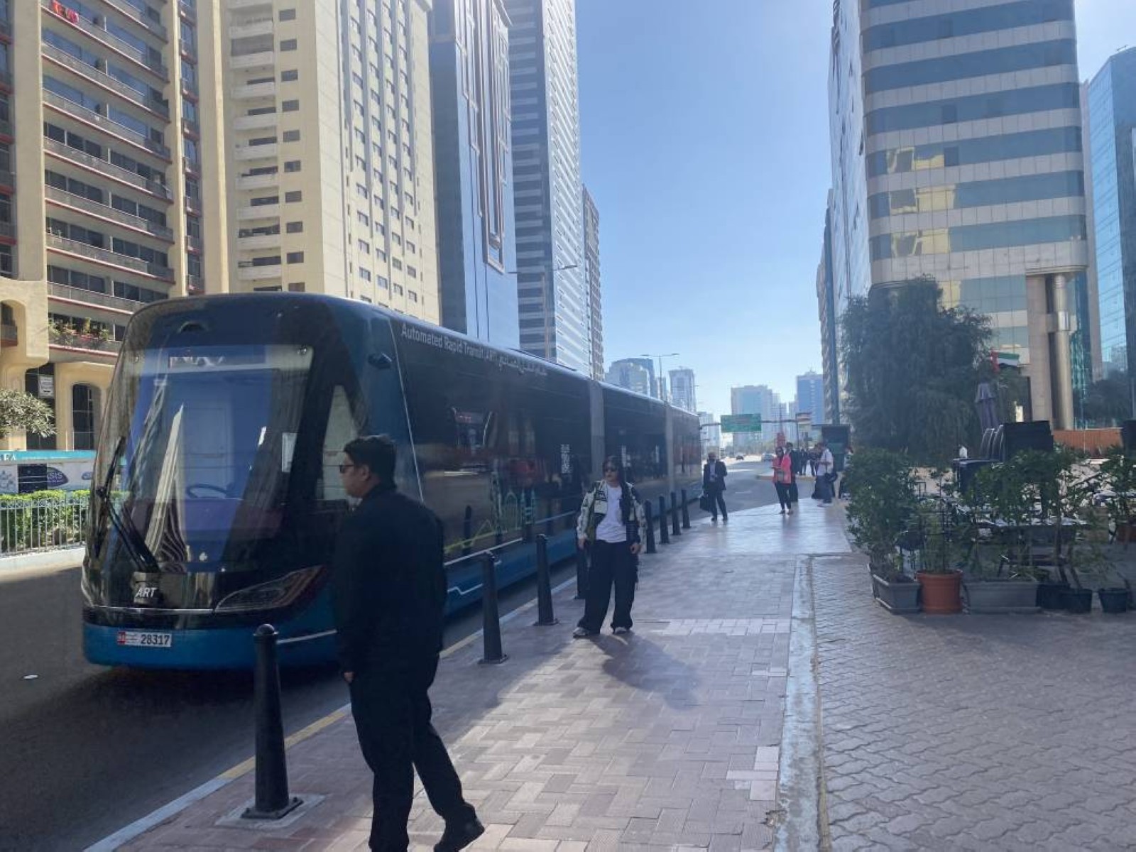 Abu Dhabi Launches Electric Bus Services for Enhanced Public Transport