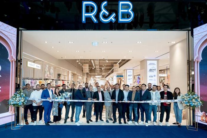 Apparel Group’s R&B Brand Plans to Open 250 Stores by 2025