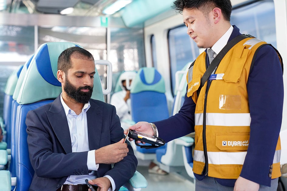 Dubai Metro and Tram Enhance Violation Monitoring with Live Screens