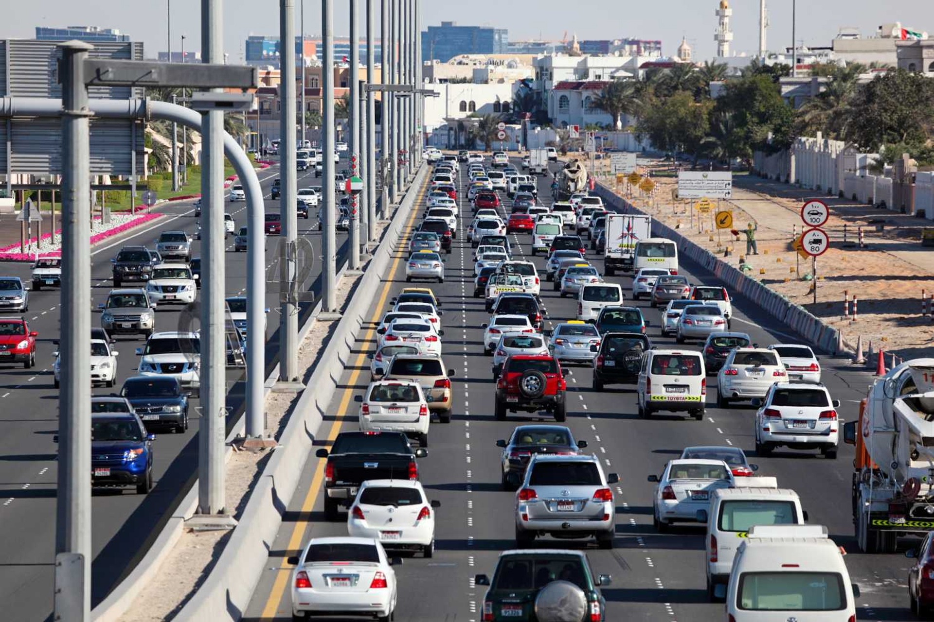 Essential Driving Safety Tips for Ramadan in Abu Dhabi