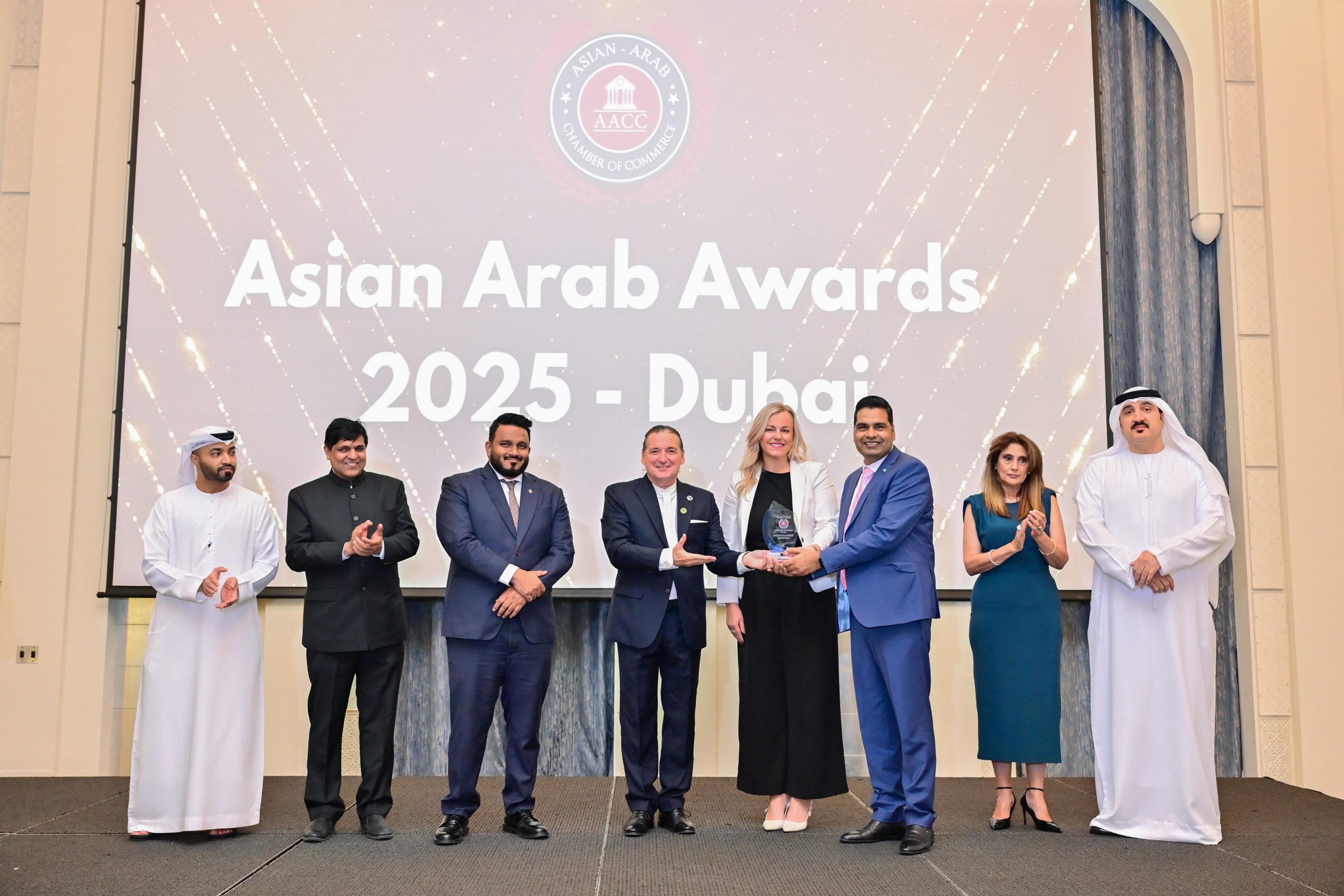 RAKEZ Recognized as Fastest-Growing Economic Zone in UAE at Asian Arab Awards 2025