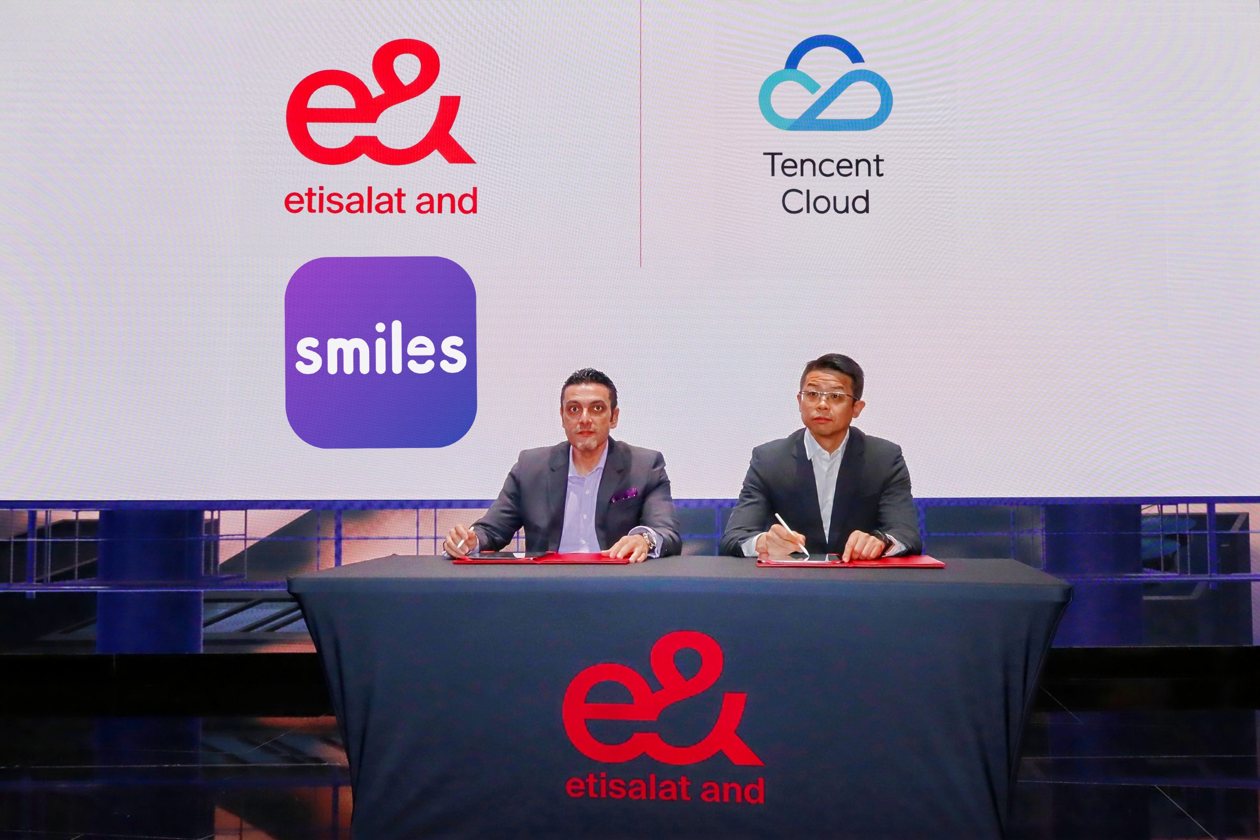 Smiles and Tencent Cloud Join Forces to Enhance Digital Commerce in the UAE