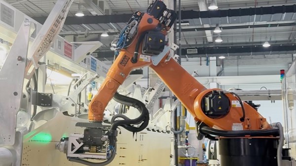 Strata Implements AI and Automation in Manufacturing