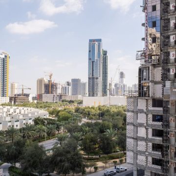 Dubai Property Platforms Seek Investors Amid Real Estate Boom