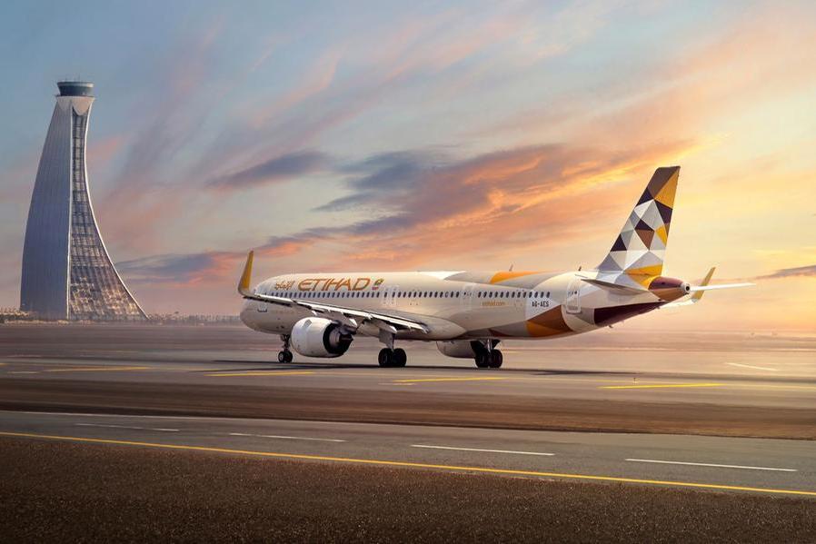 Etihad Airways and First Abu Dhabi Bank Extend Partnership to Enhance Customer Benefits