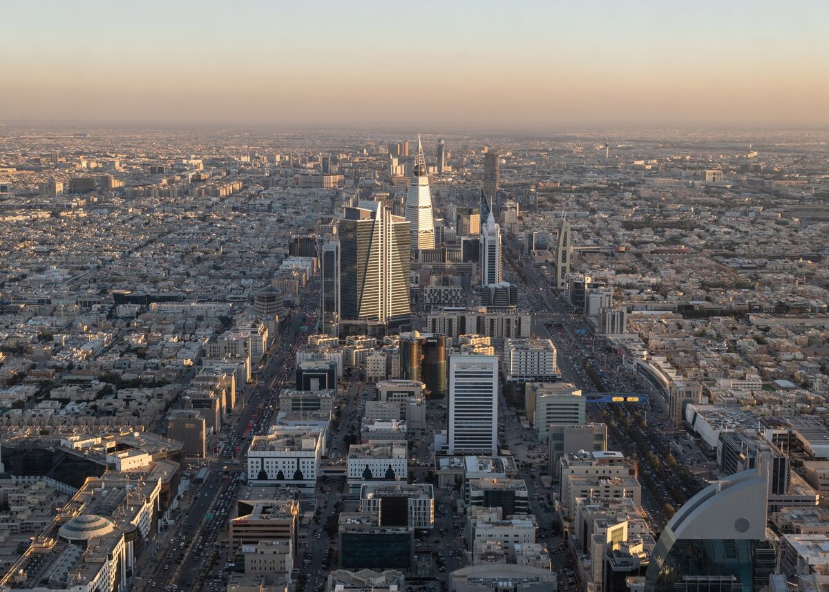 Saudi Arabia Experiences Significant Decline in Foreign Direct Investment