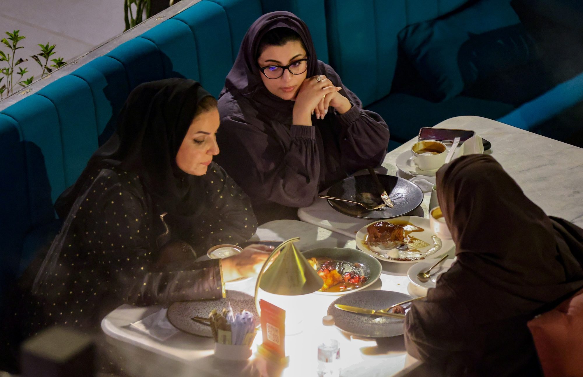 Saudi Arabia's Food Sector Faces Challenges Amid Rapid Growth