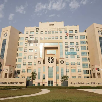 Dubai Financial Academy Aims to Bridge Knowledge Gap for Young Investors