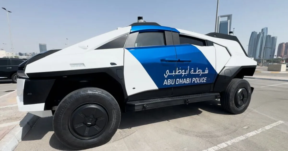 Abu Dhabi Police Introduces Eneron Magnus, a New Autonomous Vehicle