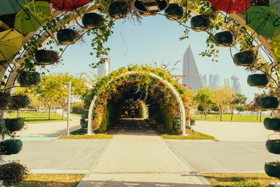 Invest Qatar and Schneider Electric Join Forces to Enhance Smart Infrastructure Development