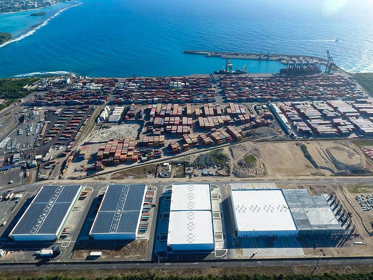 Jebel Ali Free Zone Celebrates 40 Years with $30 Billion in FDI and 1 Million Jobs Created