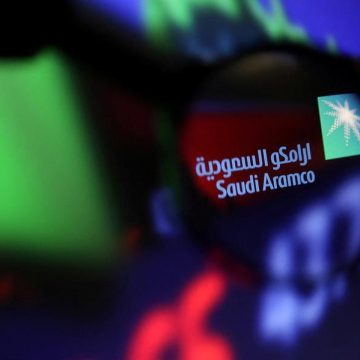 Saudi Aramco Considers Asset Sales to Raise Funds Amid Low Crude Prices