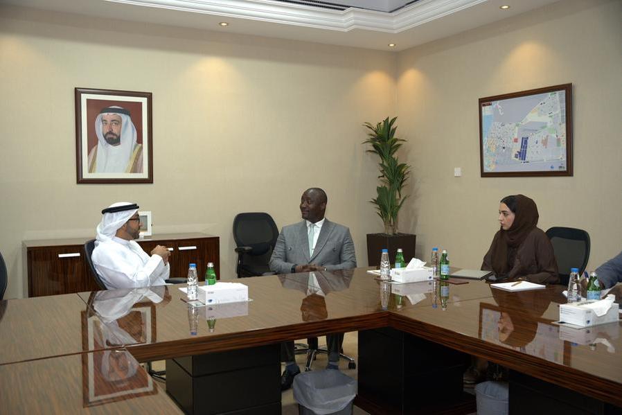 Sharjah and Guinea Explore Educational and Aviation Cooperation