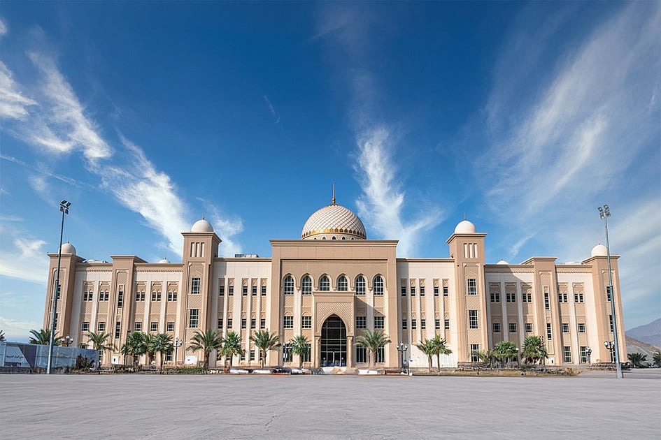 Sharjah Maritime Academy Leads in Education Innovation with Blockchain and AI