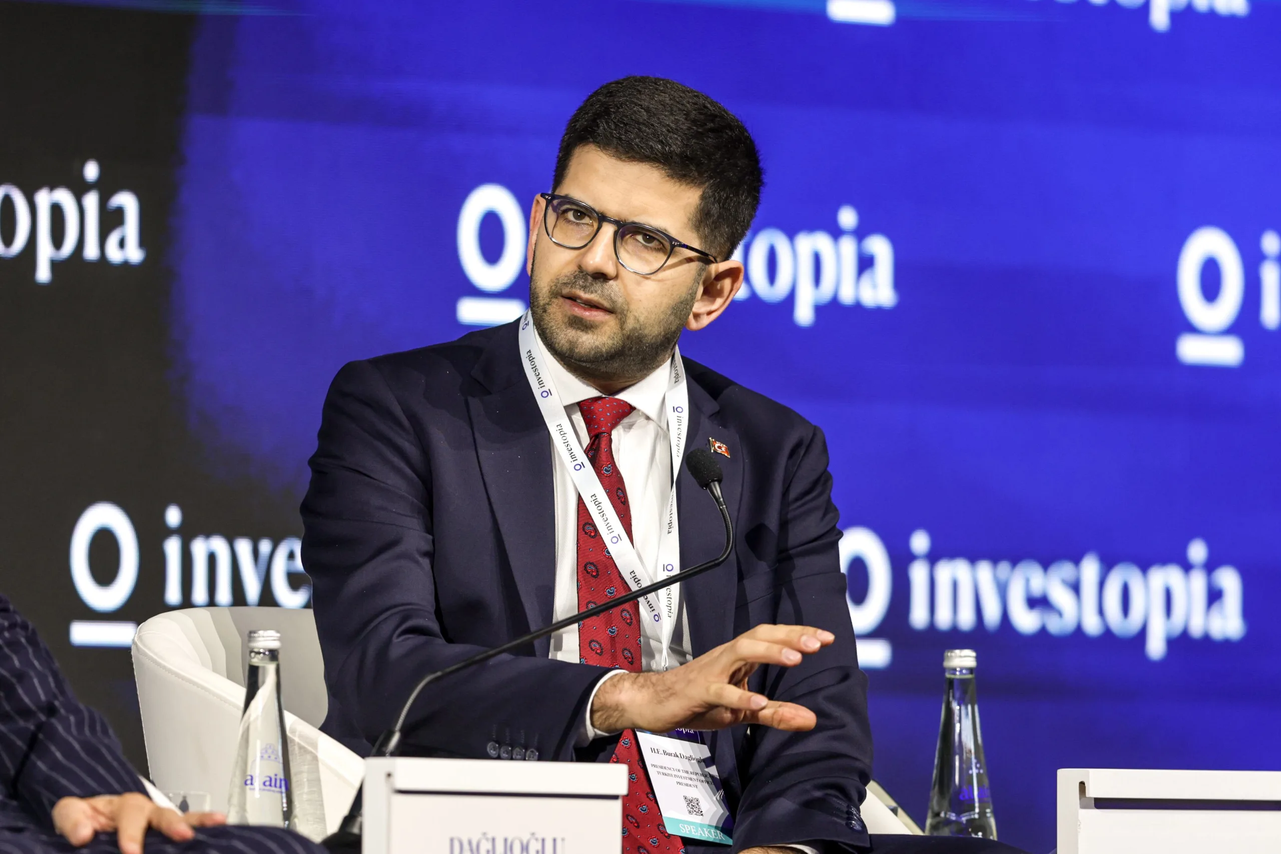 Turkey Seeks Increased UAE Investments in Artificial Intelligence Amid Strengthening Ties