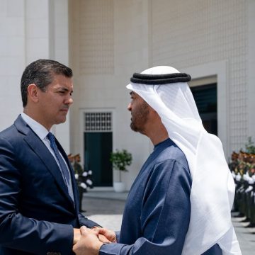 UAE President Sheikh Mohamed Welcomes Paraguay's President Santiago Pena