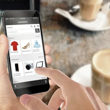 UAE Shoppers Embrace AI for Enhanced Shopping Experience