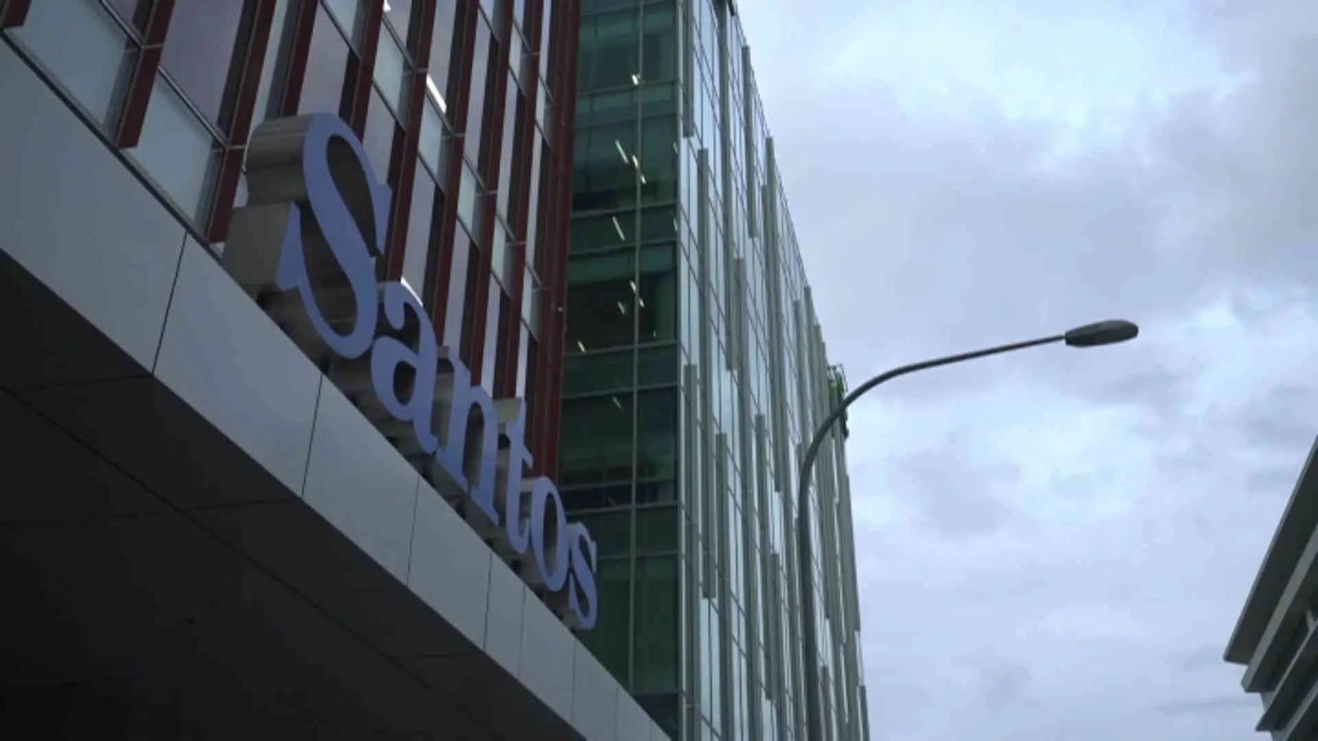 Abu Dhabi Firm Offers $36 Billion for Australian Energy Giant Santos