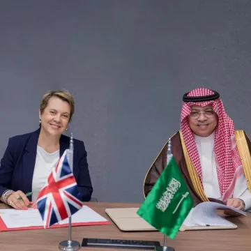 Saudi Arabia and U.K. Sign One-Stop Security Deal to Enhance Passenger Experience