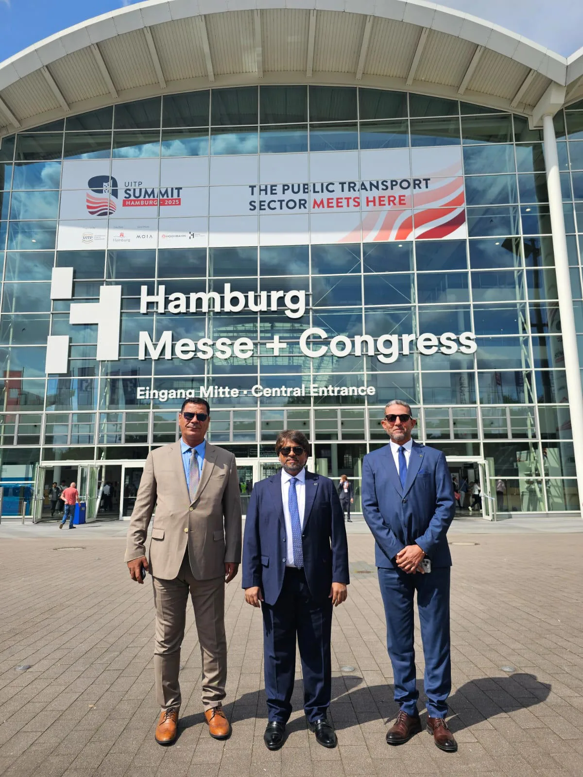 Sharjah Taxi Engages in Global Public Transport Innovations at UITP Summit in Hamburg