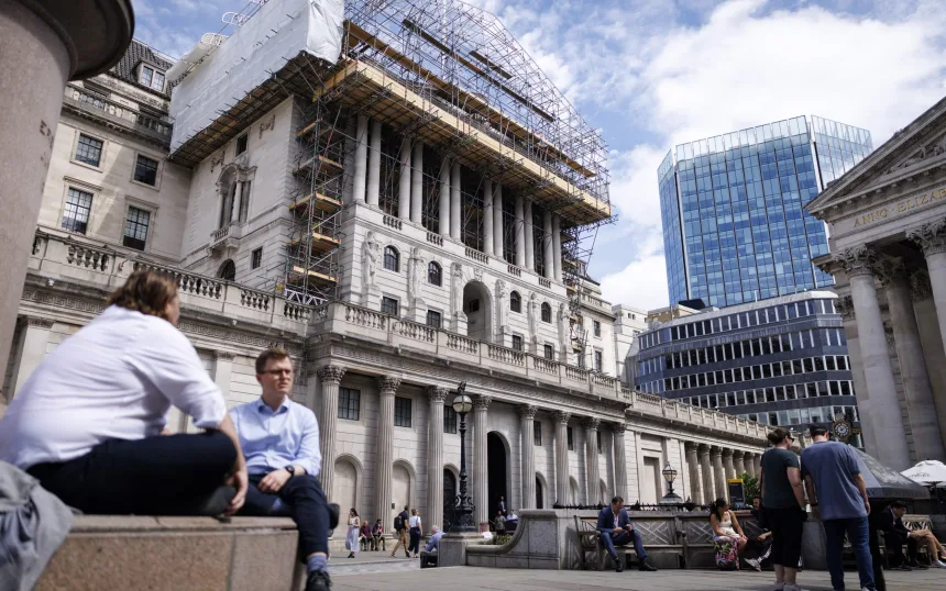 Bank of England Expected to Raise Interest Rates Amid Oil Price Surge
