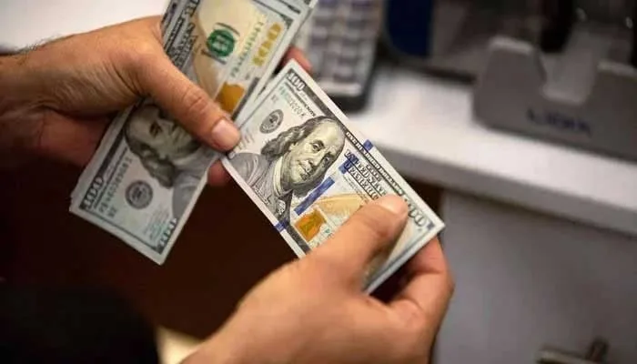 672203_121848_updates.jpg Workers’ Remittances in UAE Surge 8.6% to $41.6 Billion in FY26
