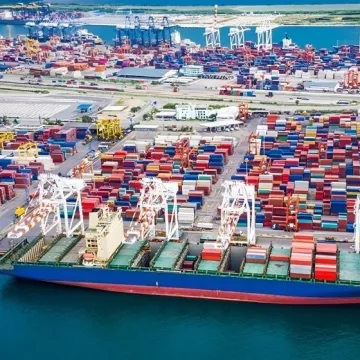 UAE Government Aims for $63.4 Billion Export Target by FY27