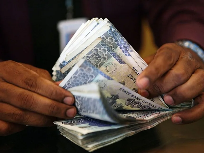 Stock___Pakistan_Rupee_1814c06a501_original_ratio.jpg Pakistan Sees Record Remittances Driven by Saudi Arabia and UAE