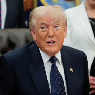 us-president-trump.jpg Trump Revokes 20% Toll on Strait of Hormuz Cargo