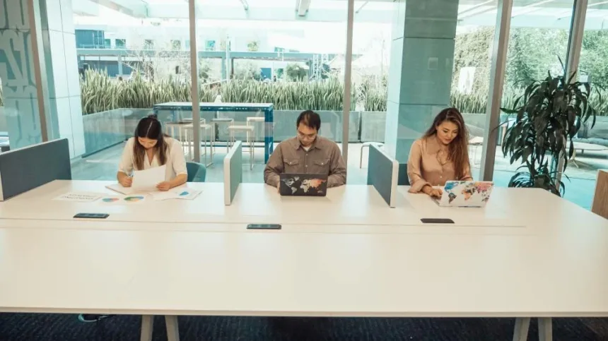 7713.webp Exploring Office Requirements for Starting a Business in Dubai
