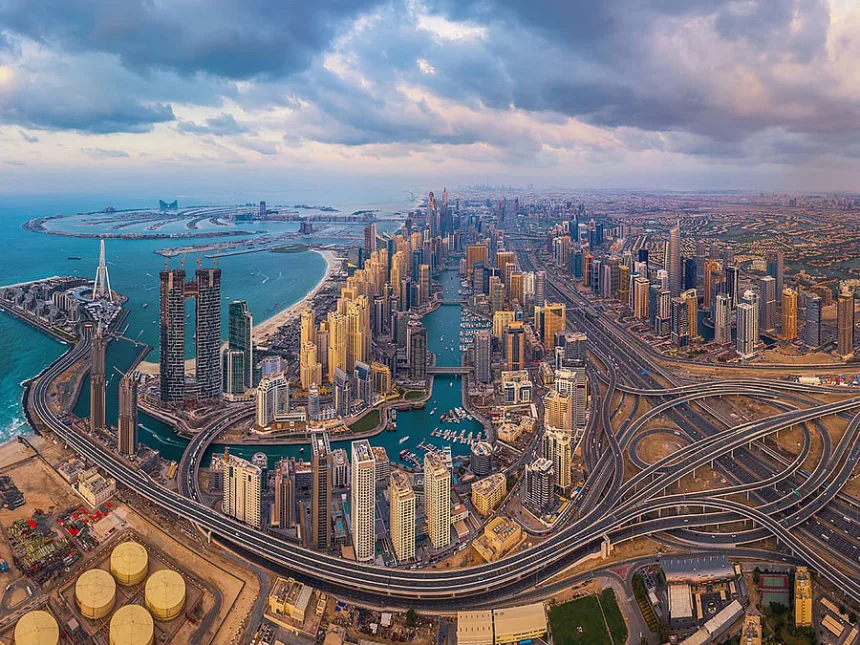 WLD-UAE-GDP-1-Read-Only.jpg UAE Accelerates Economic Diversification as Non-Oil Sector Grows